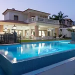Βίλα Luxury Villa Wudas - Golf Area - Heated Pool - Panoramic Views Costa Adeje (Tenerife)