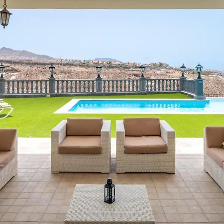 Сasa de vacaciones Luxury Wudas - Heated Pool, Bbq & Golf Area