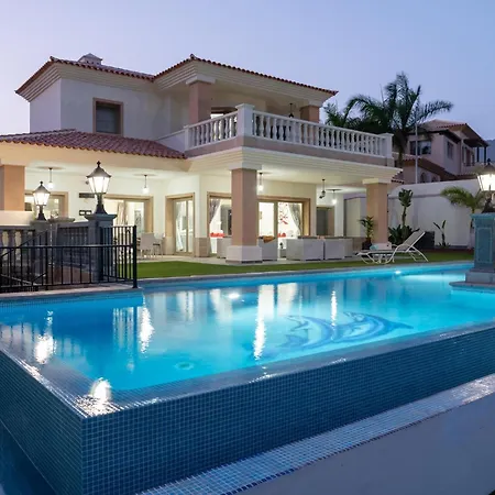 Вилла Wudas La Caleta Адехе