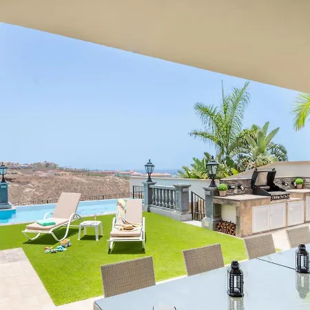 Сasa de vacaciones Luxury Wudas - Heated Pool, Bbq & Golf Area
