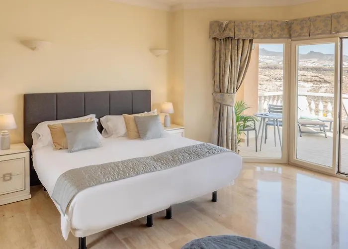 Wudas La Caleta Villa